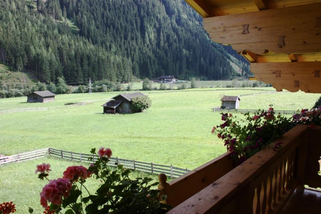 Landhaus Alpensonne Apartment Neustift im Stubaital Exterior photo