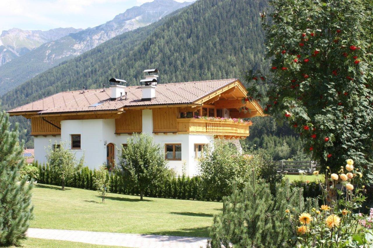 Landhaus Alpensonne Apartment Neustift im Stubaital Exterior photo