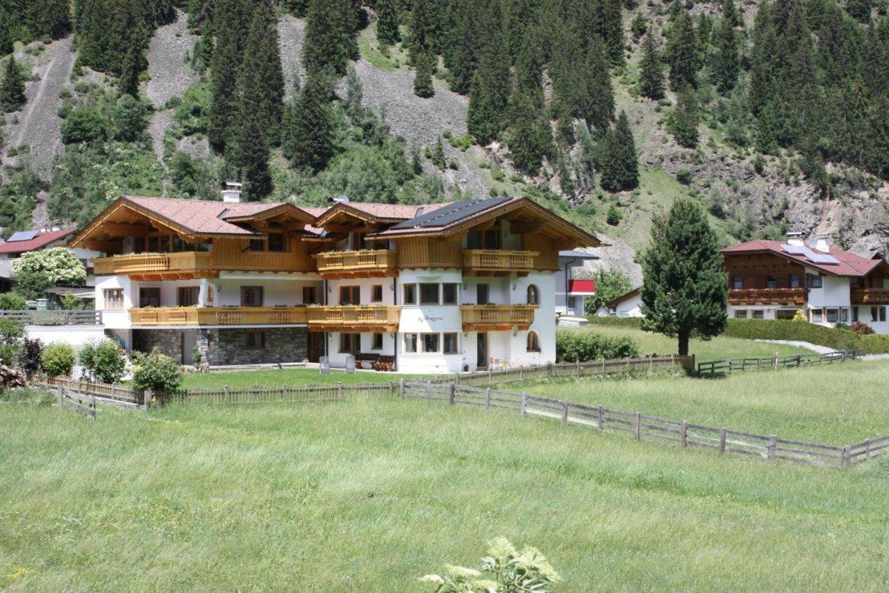 Landhaus Alpensonne Apartment Neustift im Stubaital Exterior photo