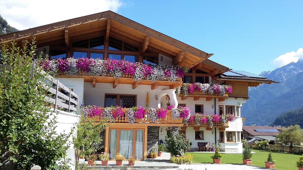 Landhaus Alpensonne Apartment Neustift im Stubaital Exterior photo