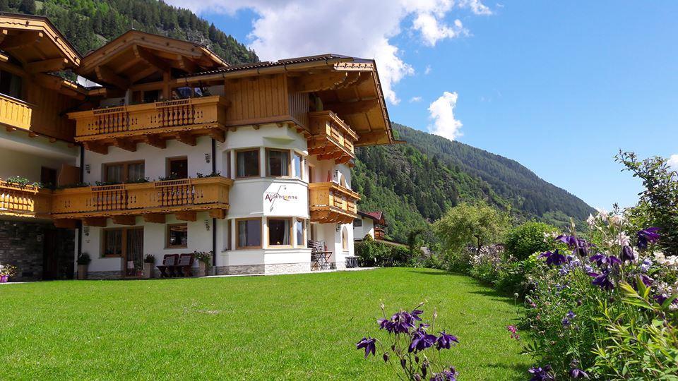 Landhaus Alpensonne Apartment Neustift im Stubaital Exterior photo